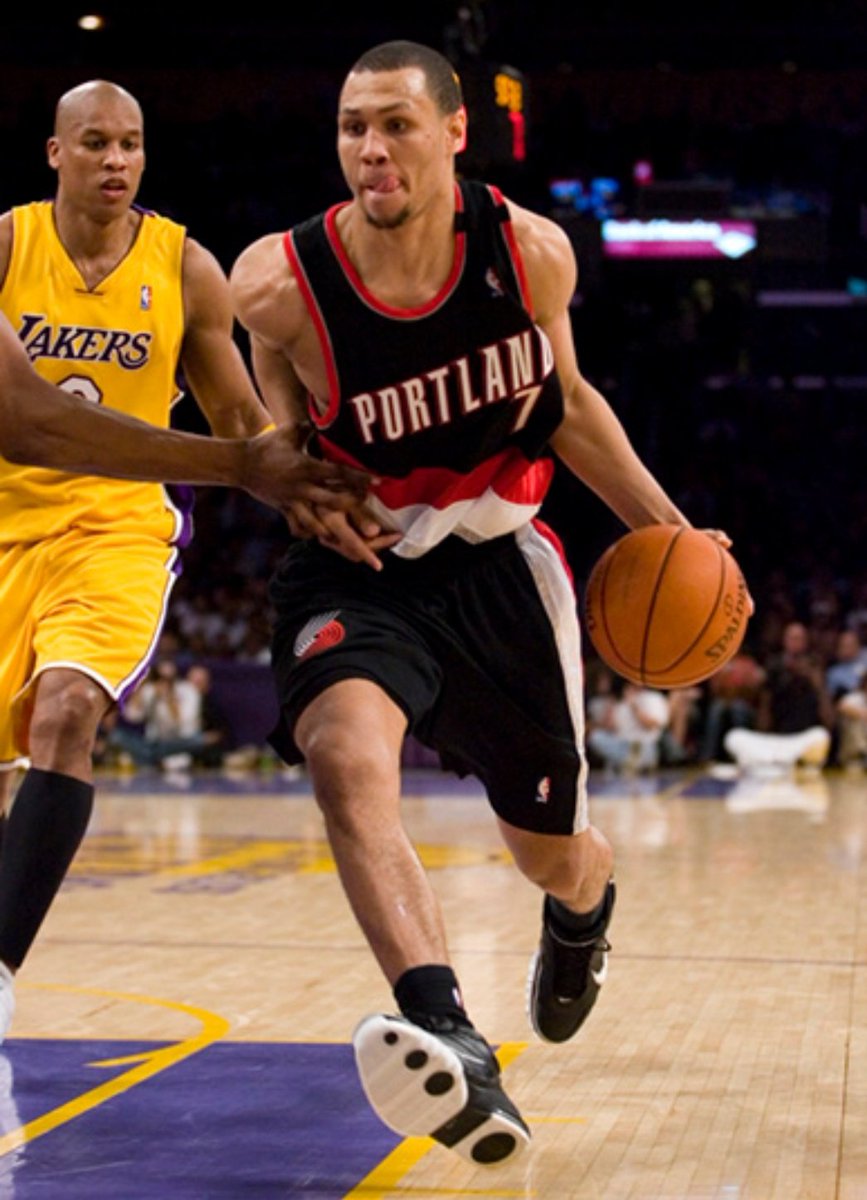 动诠释了运 动诠释了运